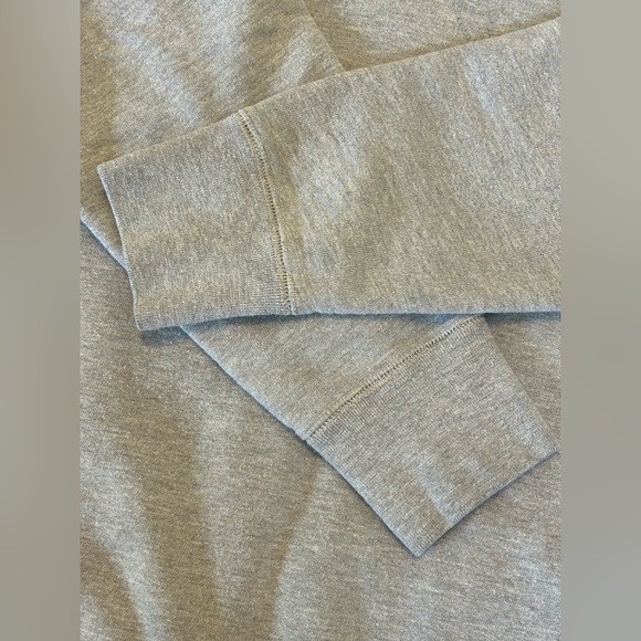 Octobers Very Own OVO Owl Logo Gray Logo Crewneck Sweatshirt Size Small - Picture 9 of 10